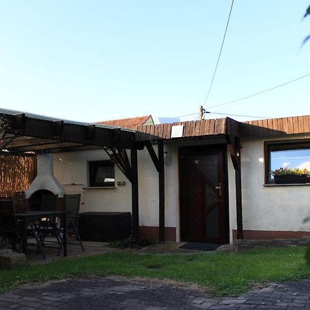 Ferienwohnung Rolle Schöna Buitenkant foto